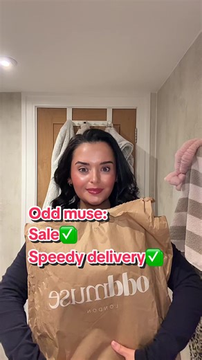 @Odd Muse London round of applause please 👏 sale speedy delivery ✅