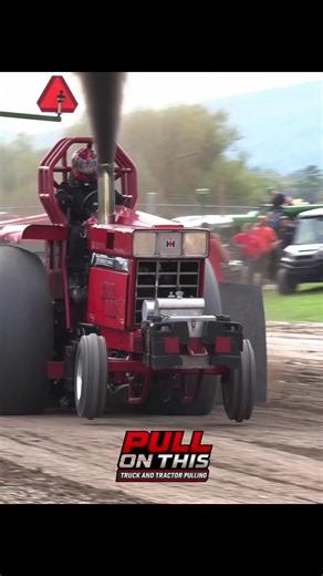“Code Red” #international #tractor #pull
