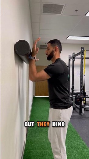 How to Improve Scapular Control with a Serratus Wall Slide