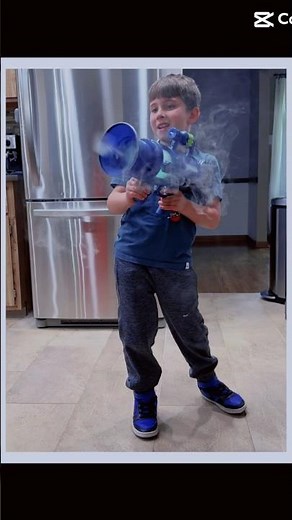 Blasting Farts 💨 New minion fart blaster #minions
