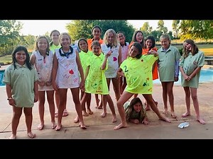 Happy 11th birthday Elle!! Pool party 💦 🎈