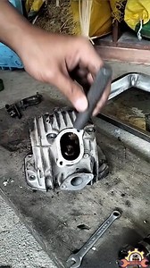 VALVE LOCK 👨‍🔧 | Motorcycle Basic Mechanic