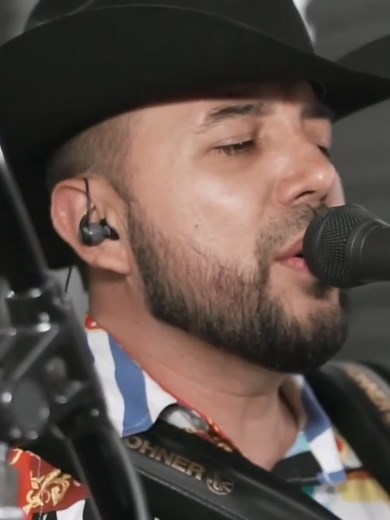 Lo mío no es capricho y tú lo sabes, porque yo a ella la quiero de verdad 😍🔥 #FidelRueda #YTuQueHarias