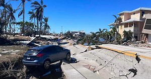 Ian arrives in North Carolina after bringing flooding, damage to South Carolina; death toll rises in Florida