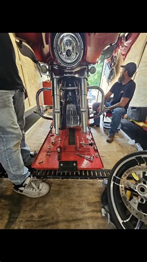 New front Suspension Technologies fork cartridges!#suspensiontechnologies#rollinthrottle