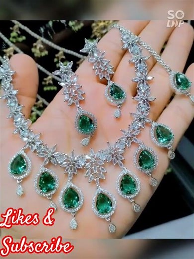 Latest diamond antique jewellery sets collection 2026, latest green stoned necklace set ideas,