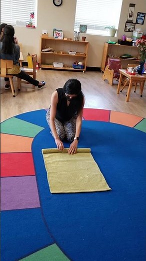 Unrolling and Rolling a rug | Carrying a rug | Montessori | Practical Life lesson