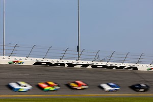 What Is ‘Drafting’ In NASCAR?