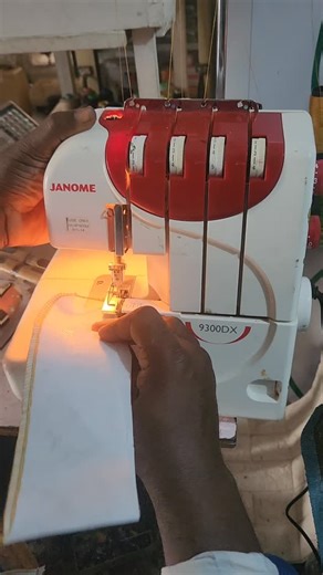 Electric Table Top Janome My lock 930 DX 4 thread Overlocking Machine Sews and weaves the same time For ready to wear Inner and outter weaving Accessories Picker Screw driver 200,000 naira only | Maomay Sewing Machines