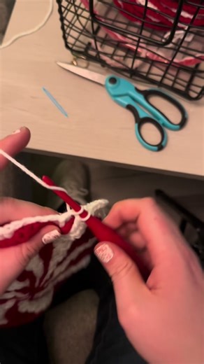 Heres my recap kf crocheting the viral peppermint blanket by yarnspirations #creatorsearchinsights #crochet #crochetersoftiktok #christmas #crochettutorial #fyp
