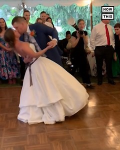 This bride didn’t let a dislocated knee get in the way of her special day 👰‍♀️✨ | NowThis
