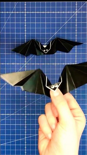 Flatternde Fledermaus basteln 🦇 | Halloween Anfänger DIY | Halloween Deko Idee | Origami Fledermaus