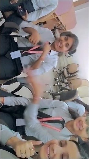 computer lab me masti #college #friends #funny #comedy #viral #shorts