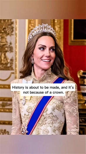 First Queen With A Degree? 🎓 Princess Catherine History #history #art