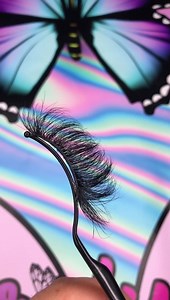 The perfect DRAMATIC/FLUFFY LASHES 🔥🔥 25mm lashes in the style Drama Queen 👑 www.butterflyeffectbydesi.net | Butterfly Effect by Desi