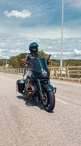 Getting miles in w/ @jasterock! ⚡️ 🎥: @burnkk • Road Warrior Fairing • #RoadKingSpecial #RoadWarriorFairing #FLHR #RoadKing #RoadKingClassic #PurposeBuilt #Bagger #BaggerNation #FLHR #FLHRS #Proper_Baggers #RoadKingMafia #BaggerLife #HarleyDavidson #MemphisShades | Memphis Shades