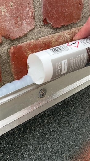 Mechanische Befestigungen fachgerecht abdichten