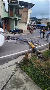 Atentos 10:30 am 20/03 cierre total municipio de la Unión por caída de poste de energía #viasdnariño | Vias de Nariño