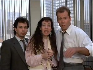Moonlighting (1985 - 1989) Bruce Willis, Cybil Shepherd and the rest of The Blue Moon Detective Agency kicked off season 5. | Back to 80s