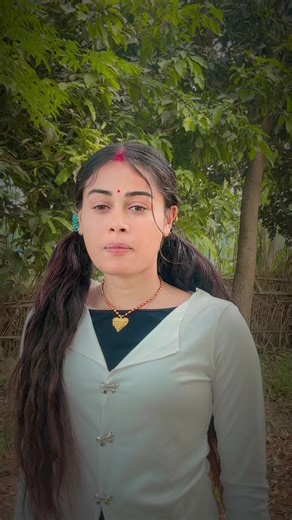 Bhojpuri song: Ye busy kaha der tak rahi sach sach hamara