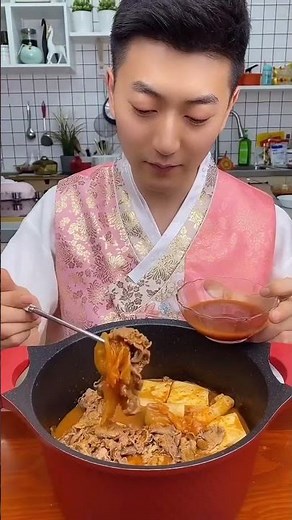 Learn how to make special kimchi stewed with fatty beef hot pot, it's so delicious combination.....