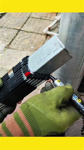 Using contour gauge for precise fitting #contructions #tooltips #shorts