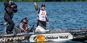 Jeff Sprague Wins Elimination Round 2 at General Tire World Championship - Major League Fishing