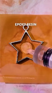 41K views · 196 reactions | Mesmerizing epoxy resin & 3d pen jewelry and craft ideas to try! | 5-Minute Crafts Like | Facebook
