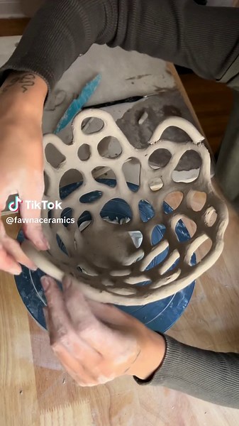 Some process clips over 2 days #ceramics #sculpture #ceramicsculpture #claysculpting #sculpting #ceramicbowls #pottery #torontoartist