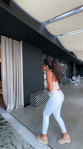 81K views · 339 reactions | Ops, her undies dissapeared in the trick 藍﫢 | Julien Magic | Facebook