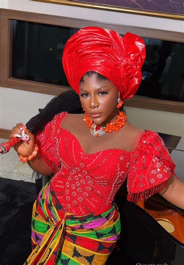 Bride to be ❤️❤️ Outfit/styling @amadiva_bridals Tailored by @derinaclothings Makeup @zazi_beautyplace Hair @ever_precioushair Hairstyles @Bubexbeautyplus Gele @peace_gele Reels @queens_reels Photographer @olisha_winner_ Hotel @thribekahotel_ #reels #wedding #makemefamous