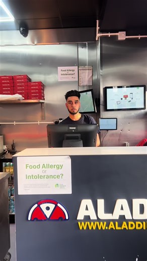 Aladdin's Special Pizza: Halal Delights in Birmingham