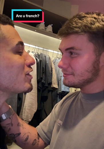 Cheesy Pickup Lines That Will Make You Cringe