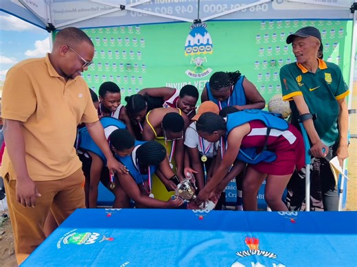 Middleburg netball: Scenes from the IYM Sports Netball League 2025 awards ceremony! 🏆 Councillor Reeners stepped in for the Executive Mayor and handed over the trophy to our deserving champions! 🙌 Well done to Predators Netball Club on their outstanding win! #IYMNetballLeague #Champions2025 | Inxuba Yethemba Municipality