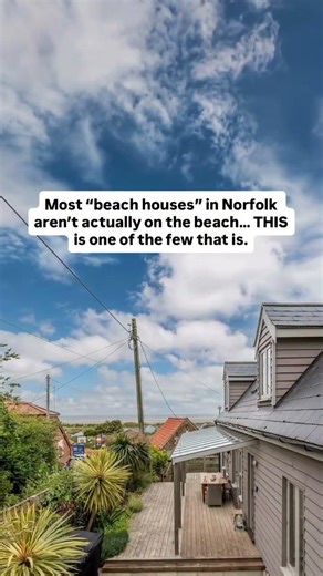 Most “Beach Houses” in Norfolk aren’t actually on the beach… 🌊 THIS is one of the few that is! 🤩