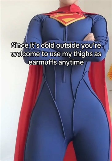 let me save you 😼🙏🏽 • • • • #supergirl #cosplaygirl #cosplay #dance #metroman