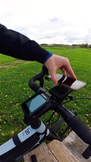 Secure mounting meets on-the-go power. The Stem Mount is designed for riders who expect more from every ride. #spconnect #ridesmarter #phonemount #bicycle