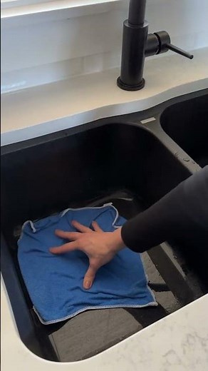 How to Clean the Kitchen Sink Drain