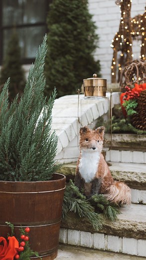 Spent the last few days decorating the porch for Christmas and it turned out so cute!!🎄✨ I added some adorable woodland critters to tie back to my bears in the house. I also wanted to add a *tiny* pop of red so I went on the hunt and found these pinecone bundles at my local nursery that had red ribbon on them, they are the perfect fit!! What do you think!? I’m so excited that we got the porch ready with a few days to spare before Christmas! #holidayhome #christmasporch #christmasdecor Christmas