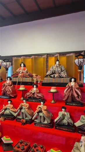 山梨の絶景.旅行.おすすめ観光スポット 2026/4/18(土)までひな飾り展示『甘草屋敷』重要文化財 旧高野家住宅 周辺には桃の花ビューポイント多数有り 山梨を楽しもう🗻 📍旧高野家住宅『甘草屋敷』 山梨県甲州市塩山上於曽１６５１−１５ 無料駐車場有🅿️ Superb view of Yamanashi. Travel. Recommended sightseeing spots Until 2026/4/18 (Saturday) Hina Ornament Exhibition