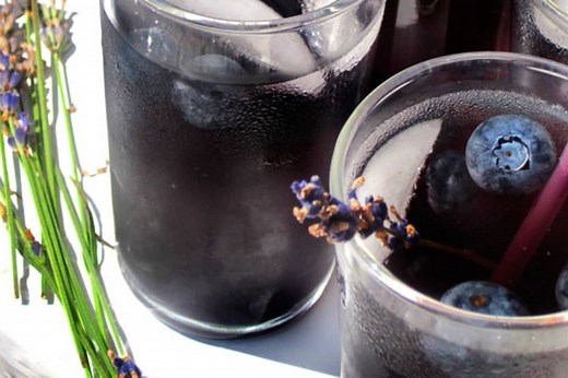 Perfect Pitcher Drink Recipe: Blueberry Lavender Vodka Spritzer