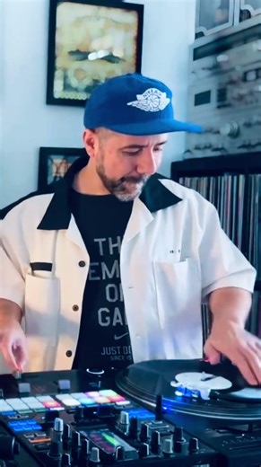 Scratching with dad ‪@iamdjshock‬ 🎚️🔥
