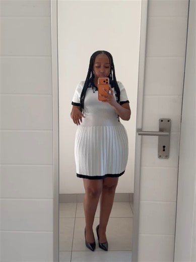 New drop🔥🔥🔥🔥 Turn-down Collar Short Sleeve Pleated Knit Mini Dress (BNPL) with Payfex, Happy pay, Stitch express Or Capitec pay, Apple Pay, Google pay & Card pay Price: R200 Sizes: S/M - L/XL Colours: Red, white Shop online and in store🛍🛍🛍 order us on midrandmarabastad.co.za WhatsApp us to order 065 982 3480‬ 078 203 5164 069 594 6001 Also we allow store pick up Address:884 north street Halfway, house, midrand #Midrand marabastad trading #beauty #shopping #shoe #pointedtoes stiletto love 
