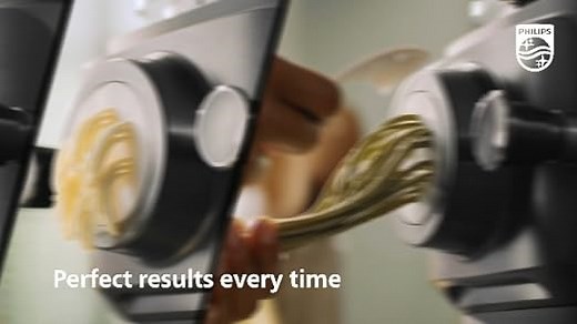 Philips 7000 Serie PastaMaker, Perfekte Nudeln Selbstgemacht, Automatisches Wiegen, 8 Pastasorten, Einfache Reinigung, bis zu 8 Portionen, ProExtrude-Technologie, Vegan, Glutenfrei, Schwarz(HR2665/93)