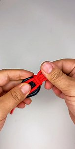 A little knowledge every day | Weaving like branches || Ep.153 Weaving tutorial. The weaving method is correct, but the threads are not chosen correctly #knitting #lifehack #knittingaddict #knittinglove #knittinginspiration #knittingpattern #knittinglife #knittinginstagram #knittingyarn #knittingneedles #knittingproject #knittingpodcast #knittingsocks #knittingdesign #knittingforkids #knittingbaby #knittingwithlove #knittingtime #knittingaddiction #knittingtherapy #knittingmom | Useful Knotting