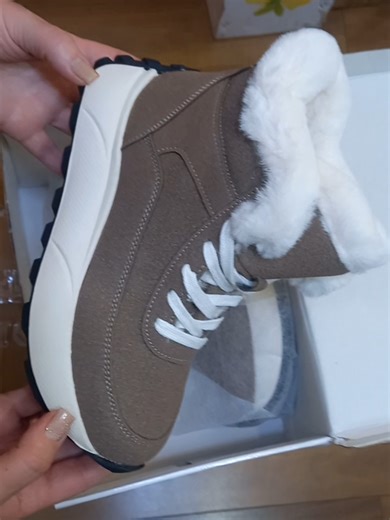 Зимові ботінки для жінок – доступні ціни