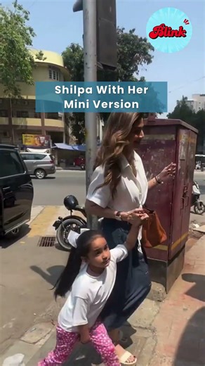 Shilpa Shetty Spotted With Her Daughter