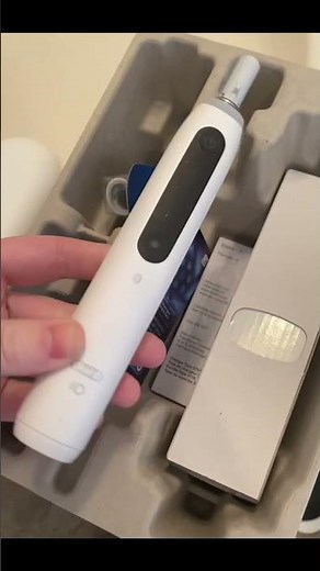Unboxing Oral B iO Series 5 Ultimate White Electric Toothbrush