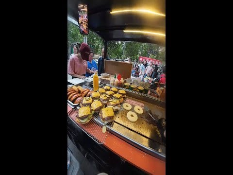 🍍🍔 Pineapple Burger | Sweet & Savory Perfect Combination 😋