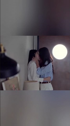 🔥 Most romantic scene of Roller-Coaster! ❤️👉 Which moment is your favorite? 👉 #rollercoasterseries